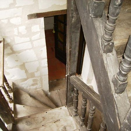 La Demeure Saint-Ours Bed & Breakfast Loches Bagian luar foto