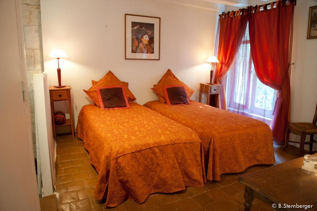 La Demeure Saint-Ours Bed & Breakfast Loches Ruang foto